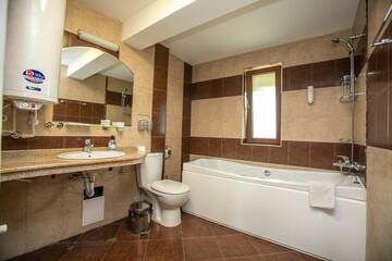 Фото номера Дом для отпуска Дома для отпуска Vila Gardenia г. Gumoshtnik 36